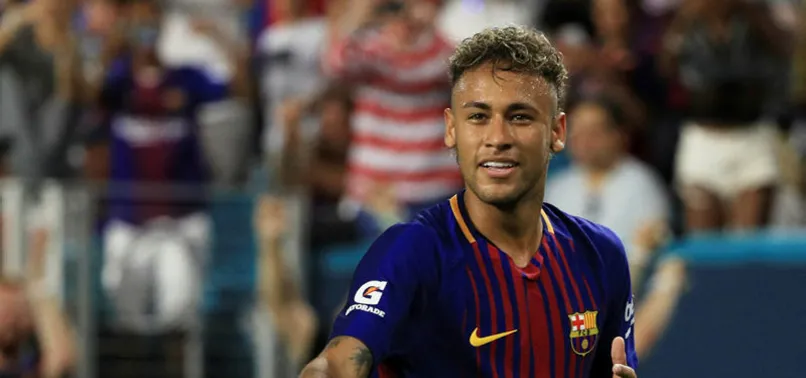222 milyon Euro ödendi, Neymar Barcelona'dan ayrıldı