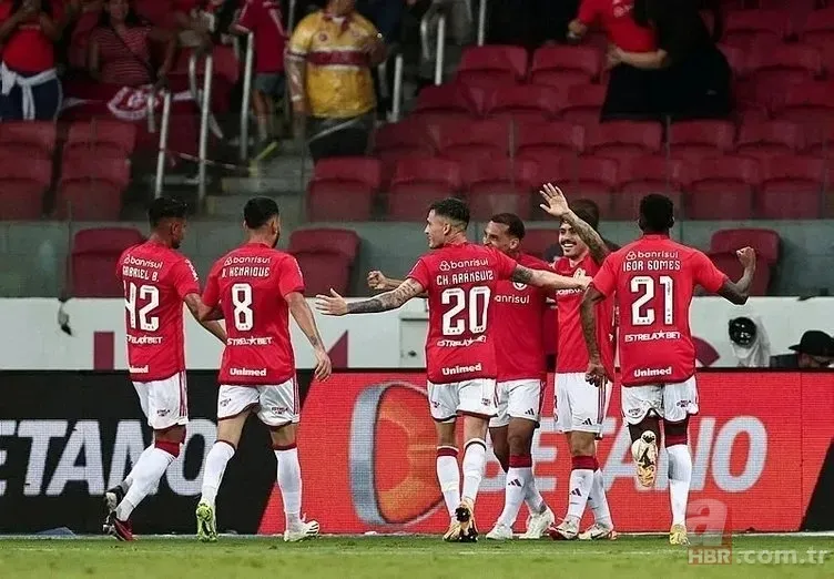 Dünyanın en iyi futbol takımları açıklandı! İşte dört büyüklerin listedeki yerleri... 25