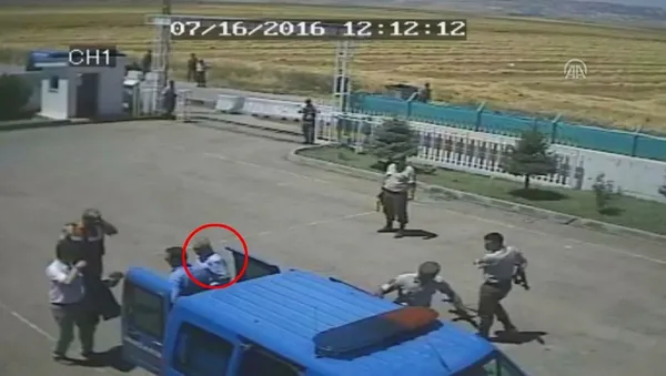 Adil Öksüz'ü serbest bırakan eski hakimler meslekten ihraç edildi - 2