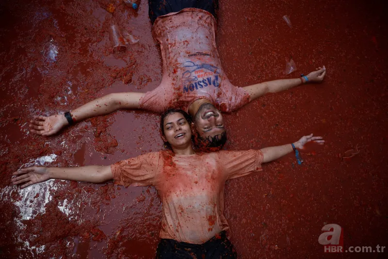 20 bin kişi 130 ton domates: La Tomatina! "Sanki yeniden doğuyoruz" 21