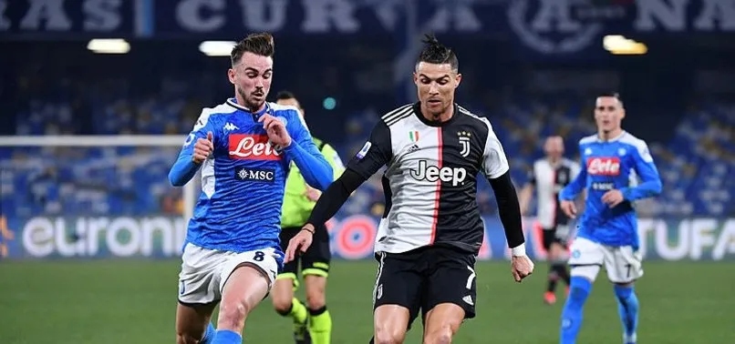 Juventus maçına çıkmayan Napoli hükmen yenik sayıldı