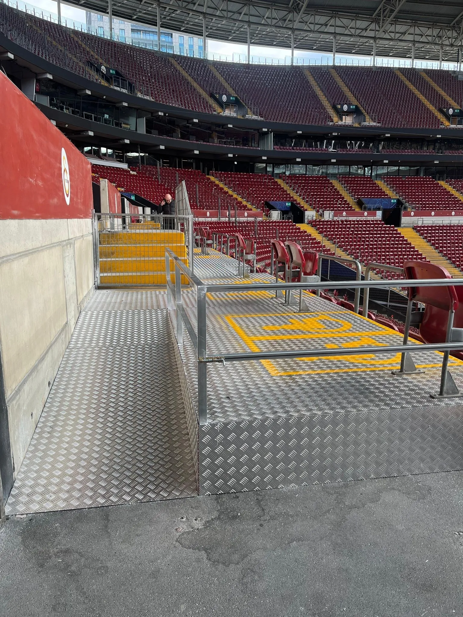 Galatasaray’dan örnek hareket! Liverpool taraftarları teşekkür etti