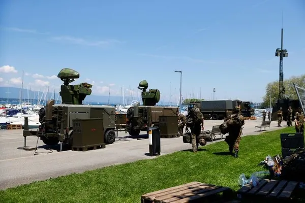 Putin-Biden görüşmesi öncesinde o fotoğraflar servis edildi! Dünyanın gözü Cenevre'de - 4