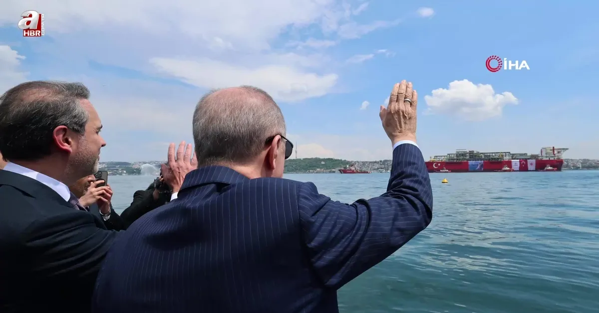 Başkan Erdoğan "Osman Gazi" platformunu böyle uğurladı
