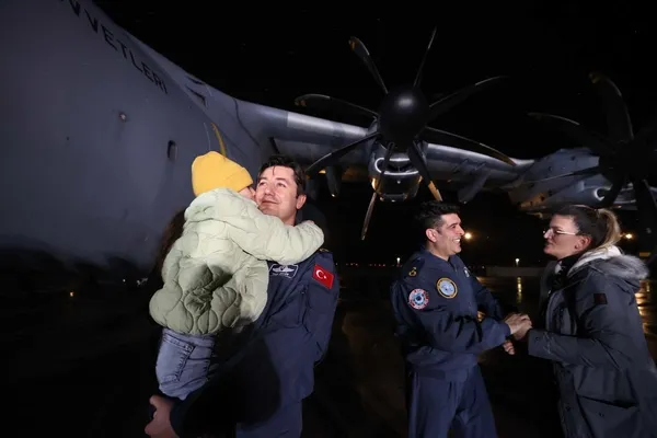 Koca Yusuf uçakları Ukrayna’dan Türkiye’ye döndü