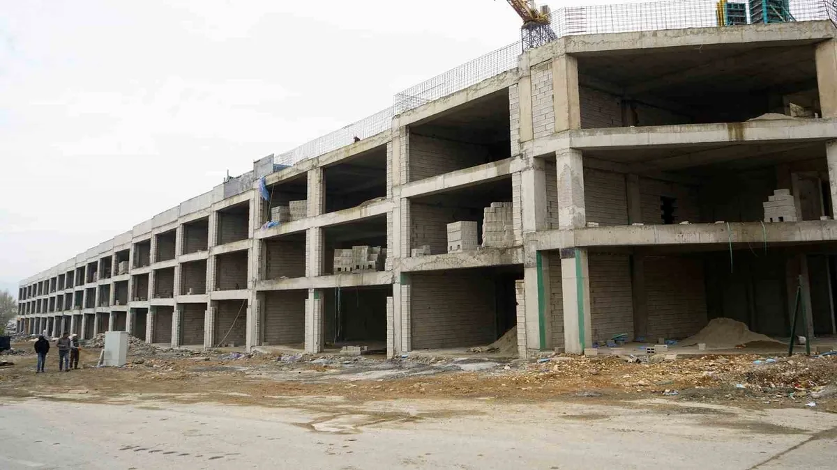 Kahramanmaraş'taki depremde yıkılmıştı! Gıda Toptancılar Sitesi'ndeki çalışmaların sonuna yaklaşıldı