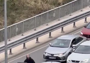 Maltepe'de trafikte sopalı kavga