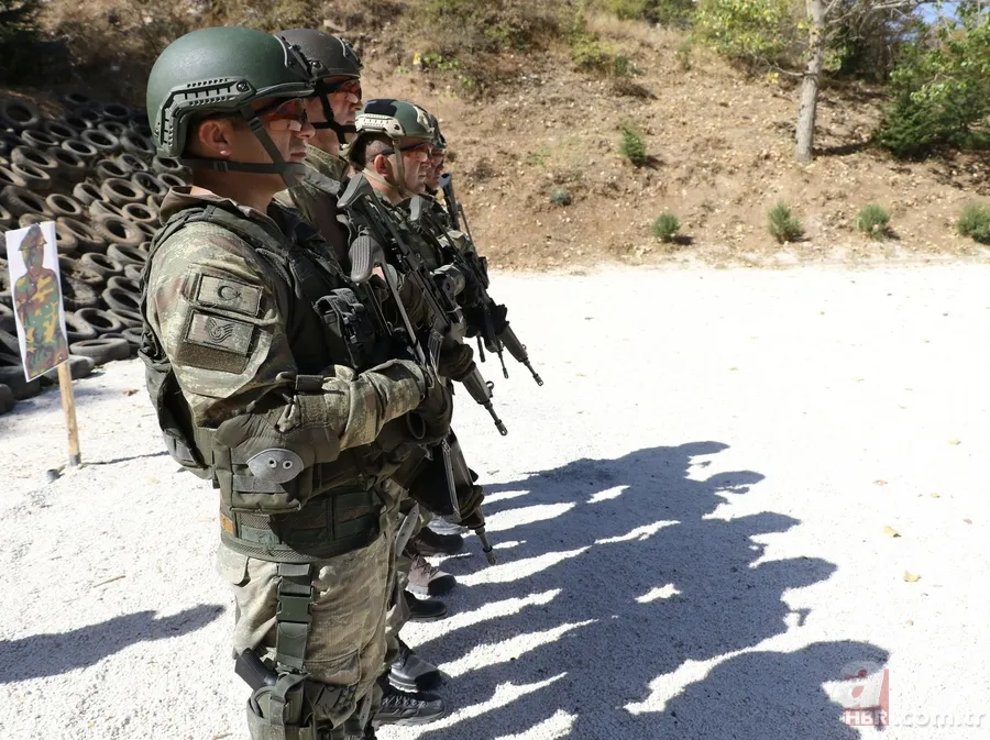 Isparta Eğirdir Dağ Komando Okulu ve Eğitim Merkezi Komutanlığı'nda zorlu eğitim 5