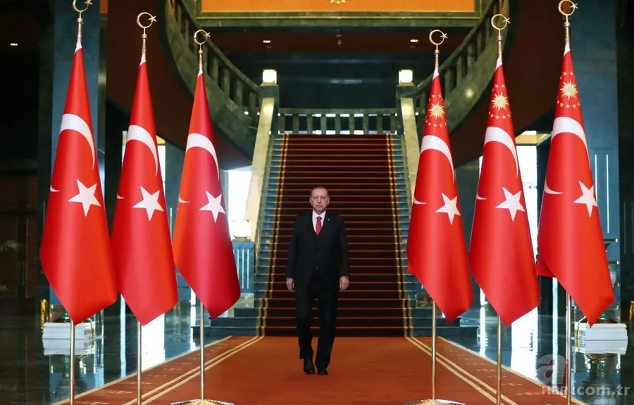 Külliye'deki törende Başkan Erdoğan'ın arkasında yer alan panonun önemi ne? 20