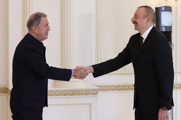 Milli Savunma Bakanı Hulusi Akar İlham Aliyev bir araya geldi - 5