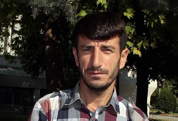 130-saat-sonra-ailesiyle-enkazdan-cikartildi-yillar-sonra-o-ani-hatirlatti-kokuyorum-1676136945787.jpg 130 saat sonra ailesiyle enkazdan çıkartıldı! Yıllar sonra o anı hatırlattı: Kokuyorum - 9