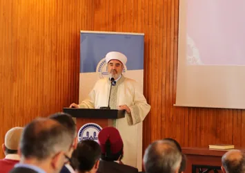İstanbul Müftüsü'nden belediyelere uyarı