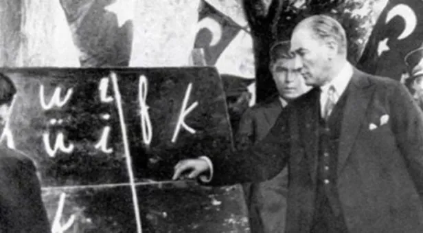 24 Kasım Öğretmenler Günü Atatürk sözleri... Atatürk’ün hiç bilinmeyen, duyulmamış Öğretmenler Günü sözleri!