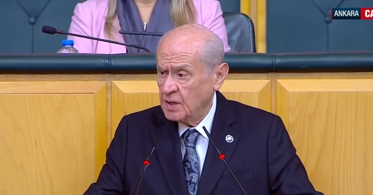 Bahçeli: Uçağın düşme sebebi anlaşılacaktır