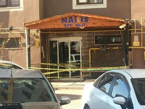 Kayseri’de 14 katlı apartman karantinaya alındı - 1
