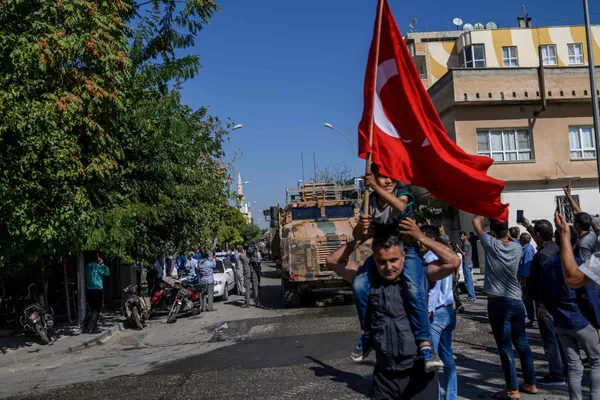 Barış Pınarı Harekatı Suriyeli Kürtlerin umudu oldu - 1