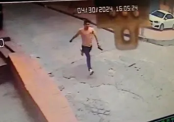 Beyoğlu'nda "dedikodu" kurşunu! 16 yaşındaki çocuk arkadaşını vurdu böyle kaçtı