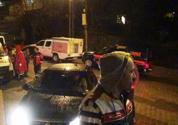 Düşen uçağı arayan zırhlı araç takla attı