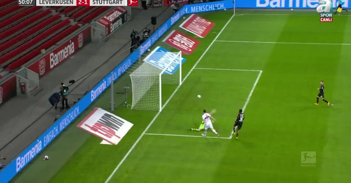 GOL | Bayer Leverkusen 2-1 Stuttgart