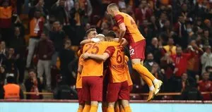 Galatasaray o transferinden vazgeçti