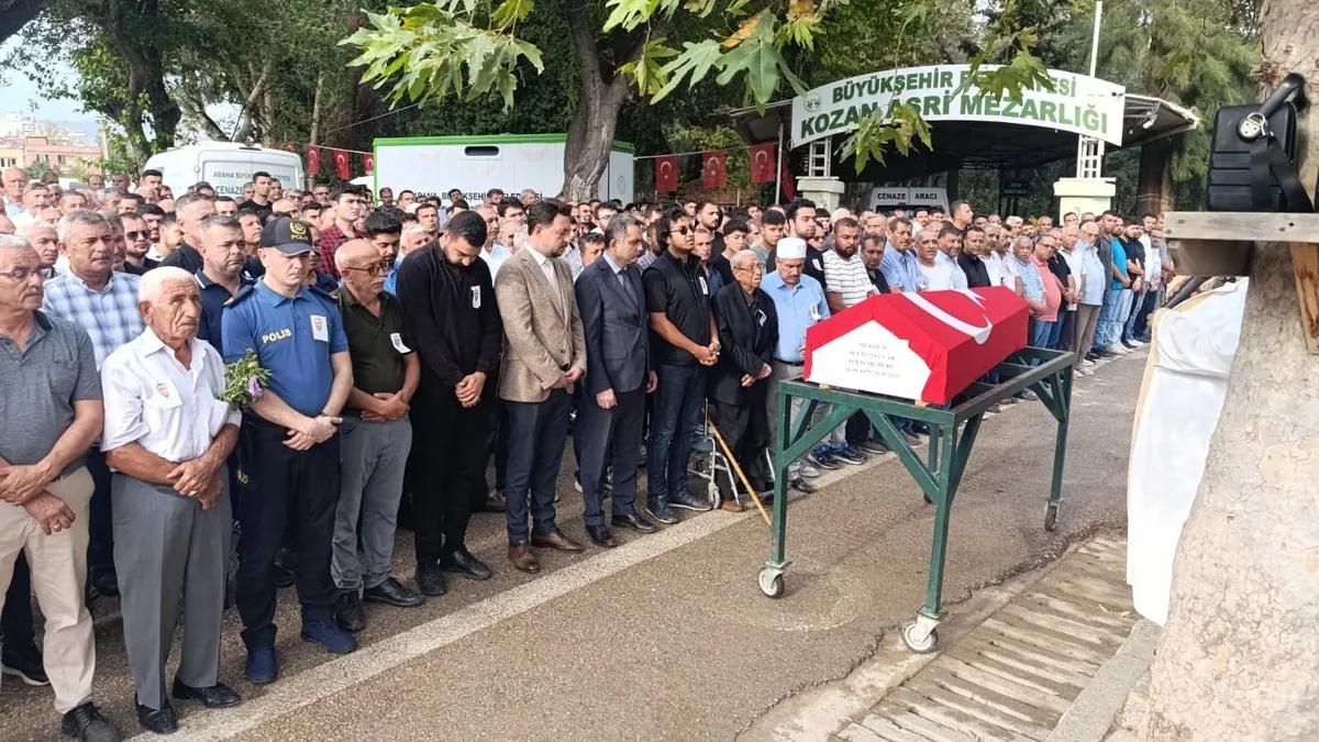 Polis Memuru Selmani Uçar memleketi Kozan’da son yolculuğuna uğurlandı