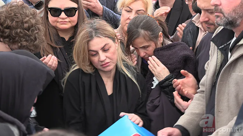 Vasiyeti yerine getirildi! Volkan Konak memleketinde son yolculuğuna uğurlandı 4