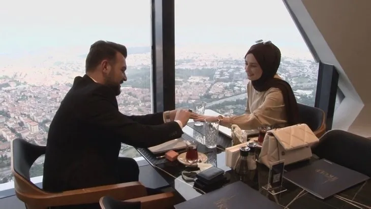 Çamlıca Kulesi’nde bir ilk! Yerden 169 metre yükseklikte evlilik teklifi