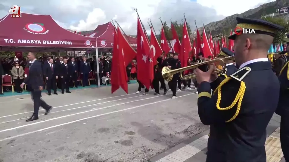 F-16’lardan nefes kesen gösteri