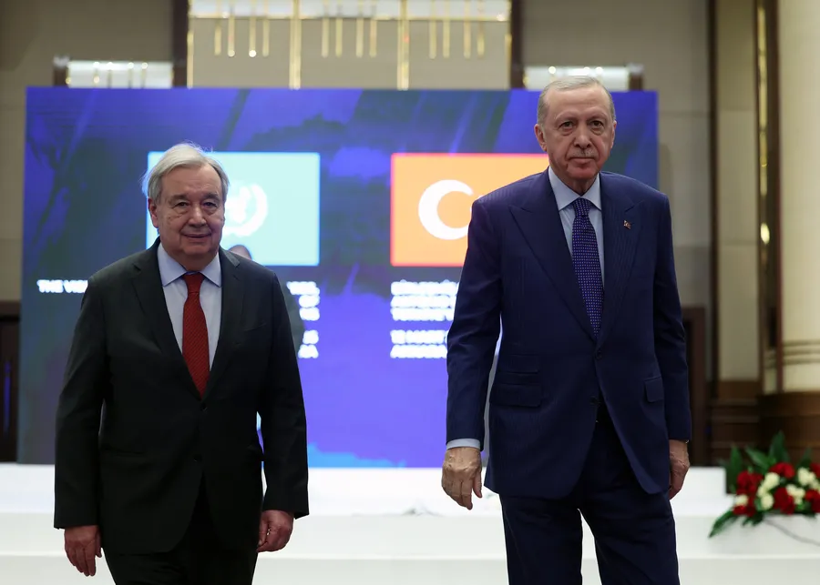 baskan-erdogandan-irandaki-krize-vurgu-yogun-diplomasi-trafigi-yurutuyoruz-guterrese-baris-odulu-1773337252488.jpg Fotoğraf-AA