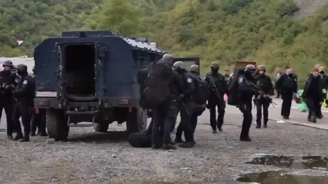 Kosova-Sırbistan sınırında neler oluyor?