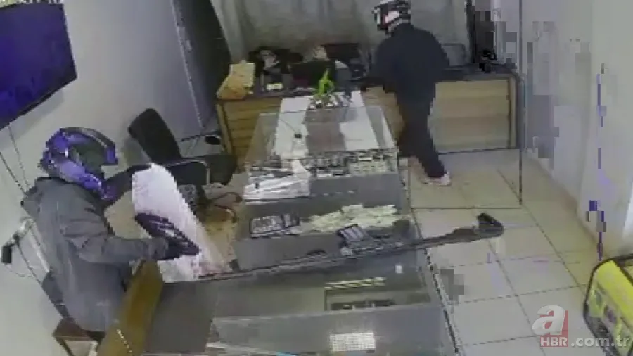 Hatay’da silahlı kuyumcu baskını! Dakikalar içinde milyonluk vurgun 6