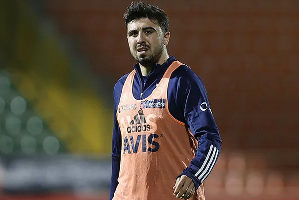 fenerbahcede-flas-transfer-gelismesi-ozan-tufan-watfordda-1629319708477.jpg Fenerbahçe'de flaş transfer gelişmesi: Ozan Tufan Watford'da - 1