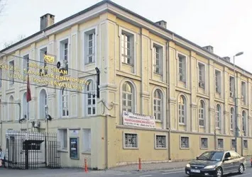 Mimar Sinan’da kırbaçlı işkence
