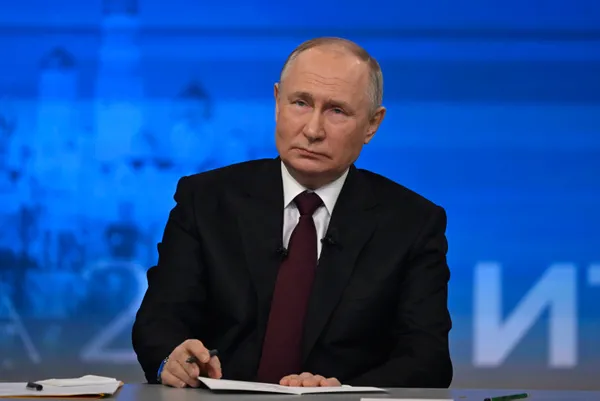 Vladimir Putin’den Başkan Erdoğan’a övgü dolu sözler: Gazze’de öncü rol üstleniyor