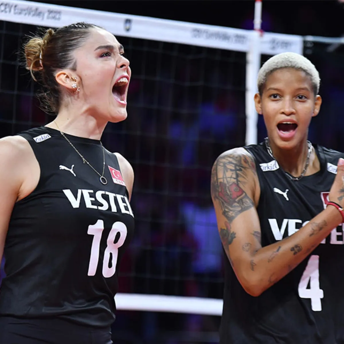 Melisa Vargas ve Zehra Güneş birbirlerini sildi