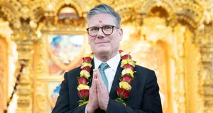 İngiltere’nin siyonist başbakanı Starmer! İşte karanlık sicili