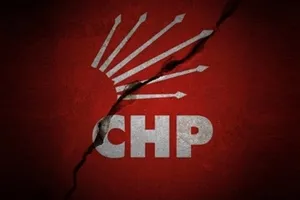 CHPye Ankarada büyük şok! O isim de istifa etti