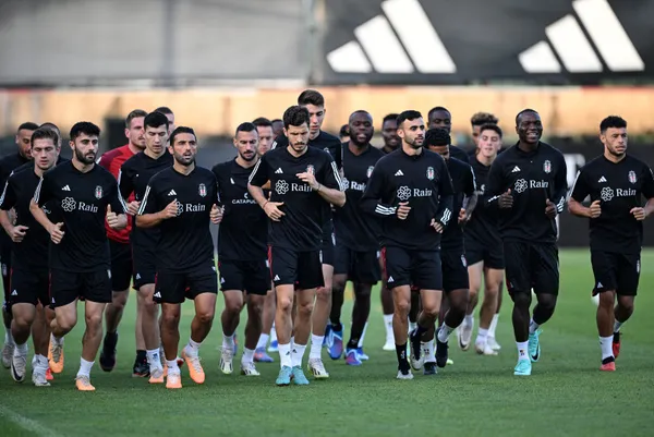UEFA Konferans Ligi’nde kritik gece! Beşiktaş ve Fenerbahçe’nin maçları saat kaçta hangi kanalda?