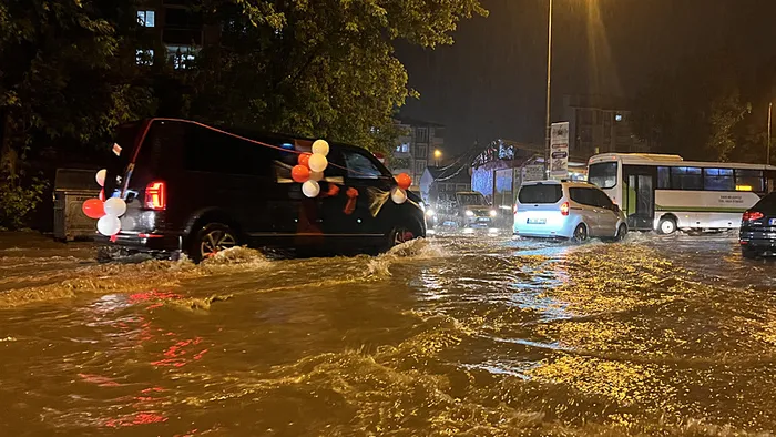 1720332148659.jpg Kavurucu sıcaklar yolda! 42 dereceyi göreceğiz! Bir tarafta yağış diğer tarafta güneş... - 3