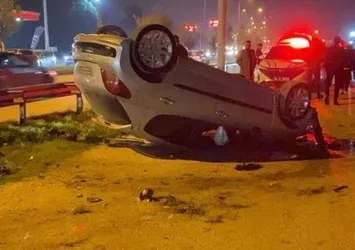 Bursa'da feci kaza: Otomobil takla attı