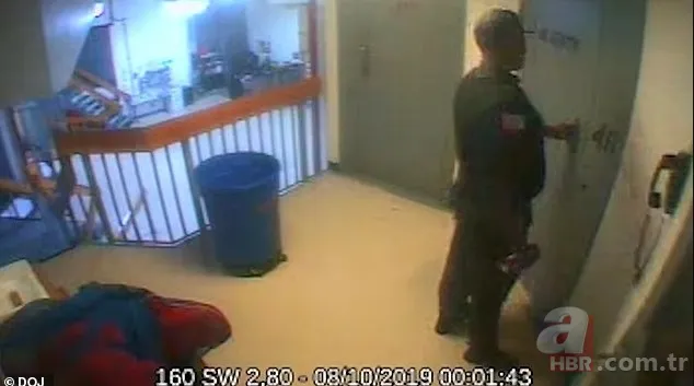 Sapığın korku dolu son günleri! Epstein dosyasında kan donduran detaylar... 13