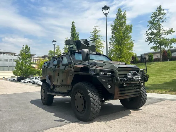 YÖRÜK 4X4 vazifeye başladı! İlk görev yeri Cumhurbaşkanlığı - 6
