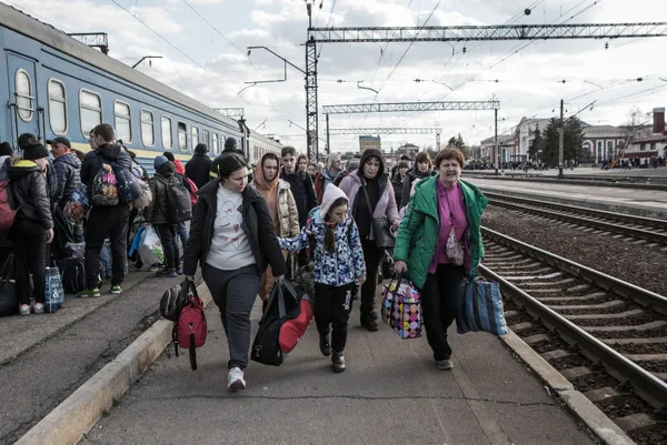 Son dakika: Rus birlikleri Kramatorsk kentinde bulunan tren istasyonunu roketlerle vurdu