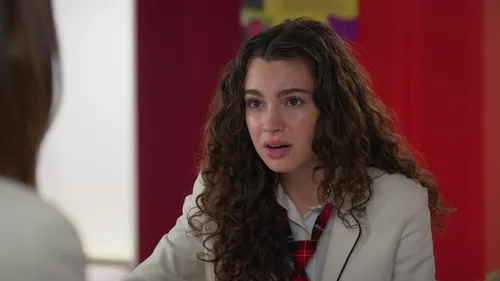 Kardeşlerim 106. bölüm fragmanı | "Kimden hoşlanıyorsun?"