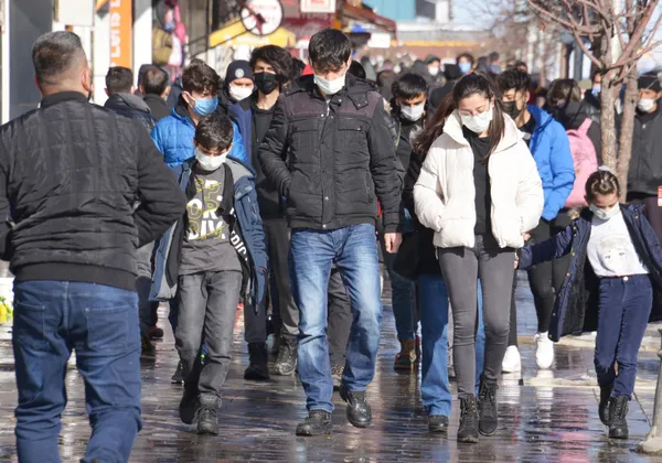 1616389750003.jpg Koronavirüs vaka sayısı arttı yeni kısıtlama haberleri geldi! Çocuk parkları ve otoparklar kapatıldı - 4