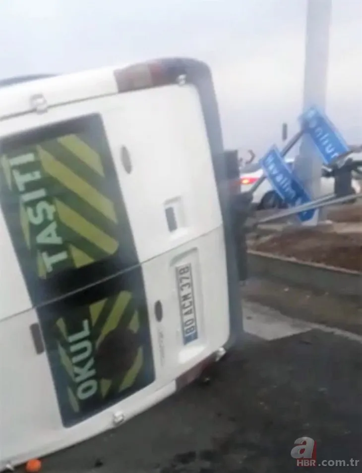 SON DAKİKA! Diyarbakır’da öğrenci servisiyle kamyonet çarpıştı