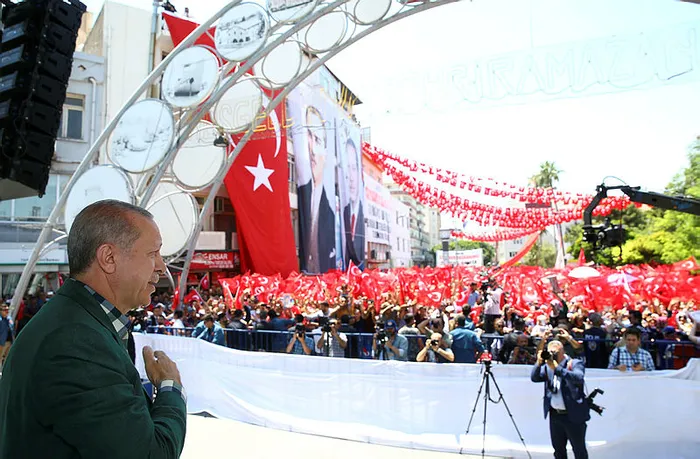 Cumhurbaşkanı Erdoğan: 'Bay İnce' neyi yıkıyorsun! Bu millet sizi mezara gömer - 1