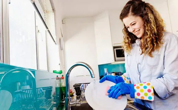 Ev kadınına emeklilik fırsatı! Sigorta priminin üçte biri devletten