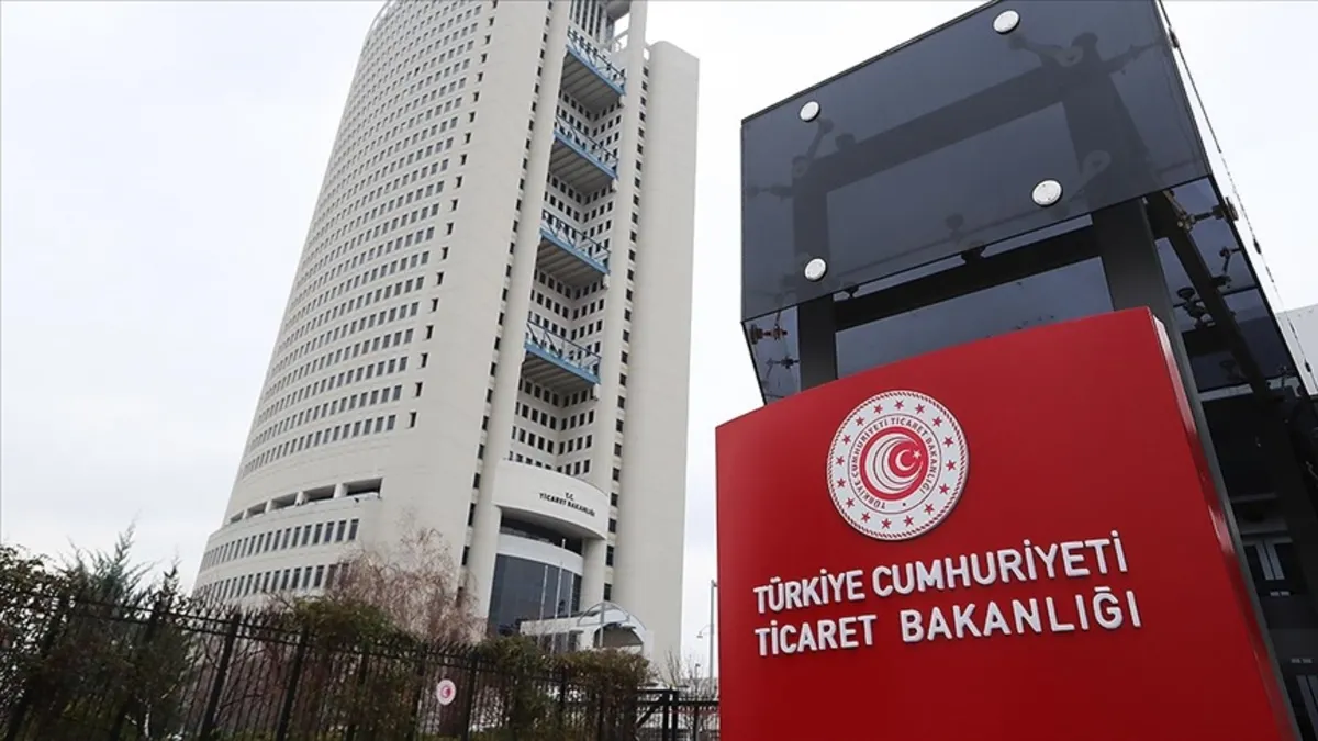 e-Ticaretteki iade masraflarının tüketiciye yansıtılması 1 yıl ertelendi! Ticaret Bakanlığı duyurdu...