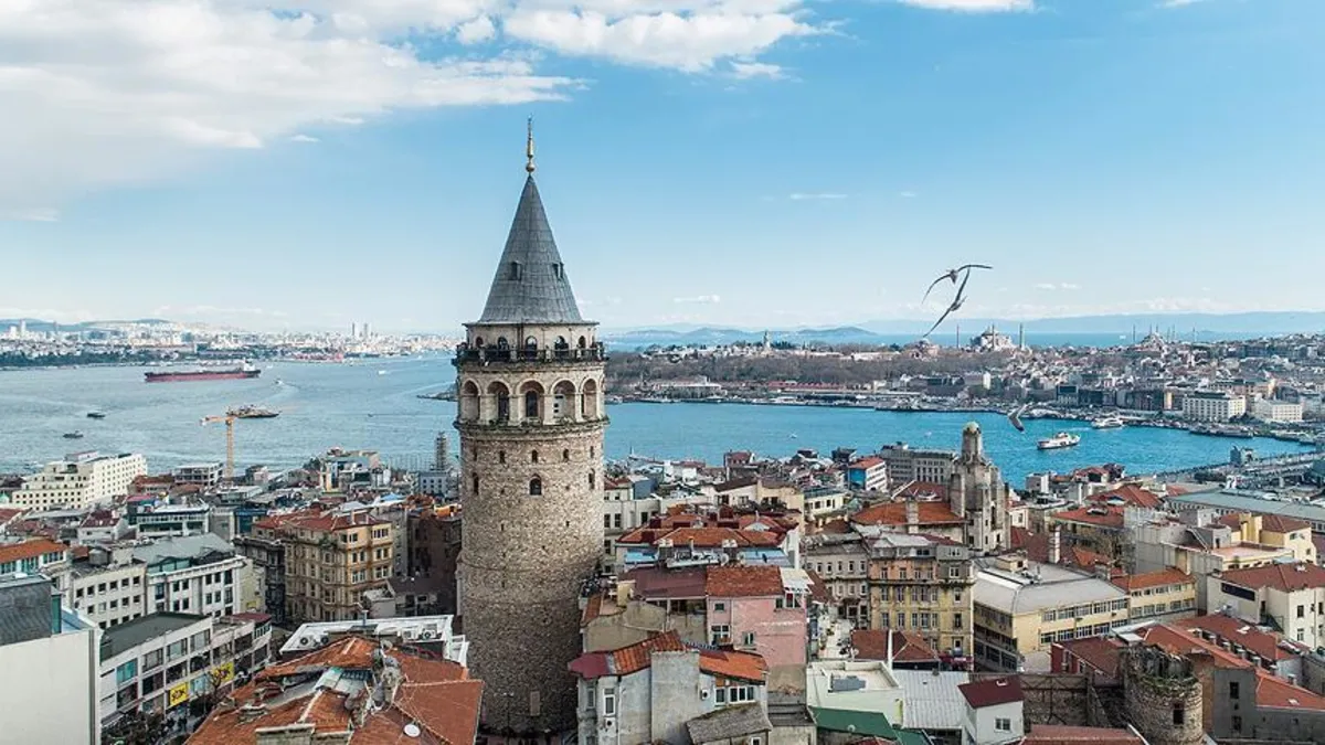 Galata Kulesi yeniden ziyarete açılıyor!